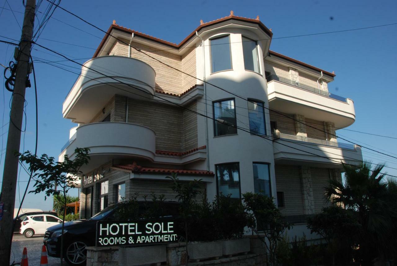 Hotel Sole Saranda Extérieur photo